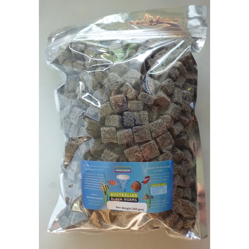 Freeze dried blackworm cubes 200g