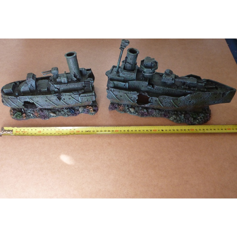 2 Piece Sunken Destroyer Ship
