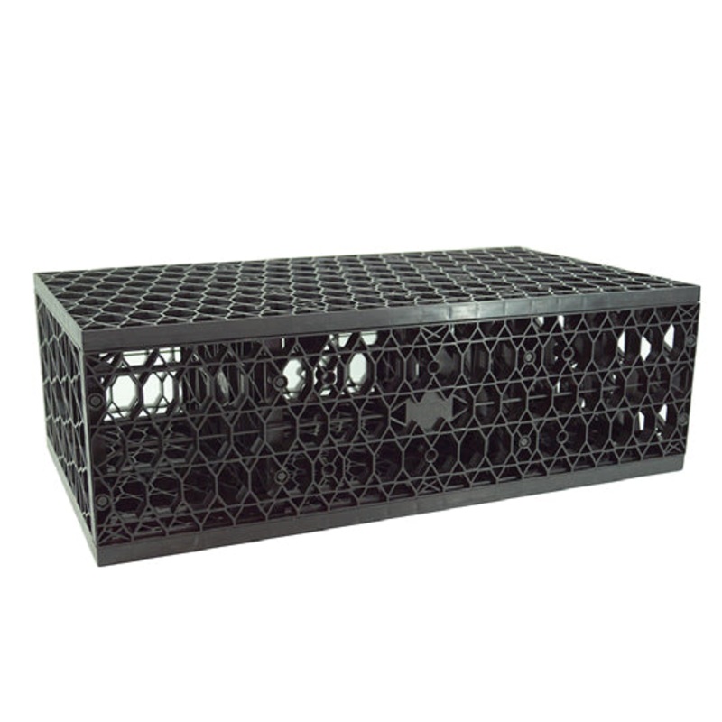 Universal Pond Block Small Water Matrix (28"L x 15.5"W x 9"H)